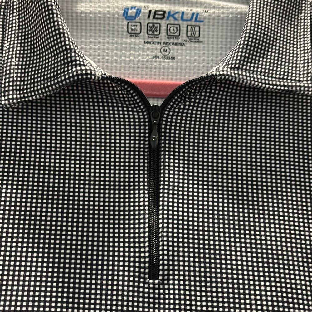 IBKUL Size Medium Black and White Check
Pattern Sleeveless Polo Shirt UPF 50+ - Picture 3 of 7
